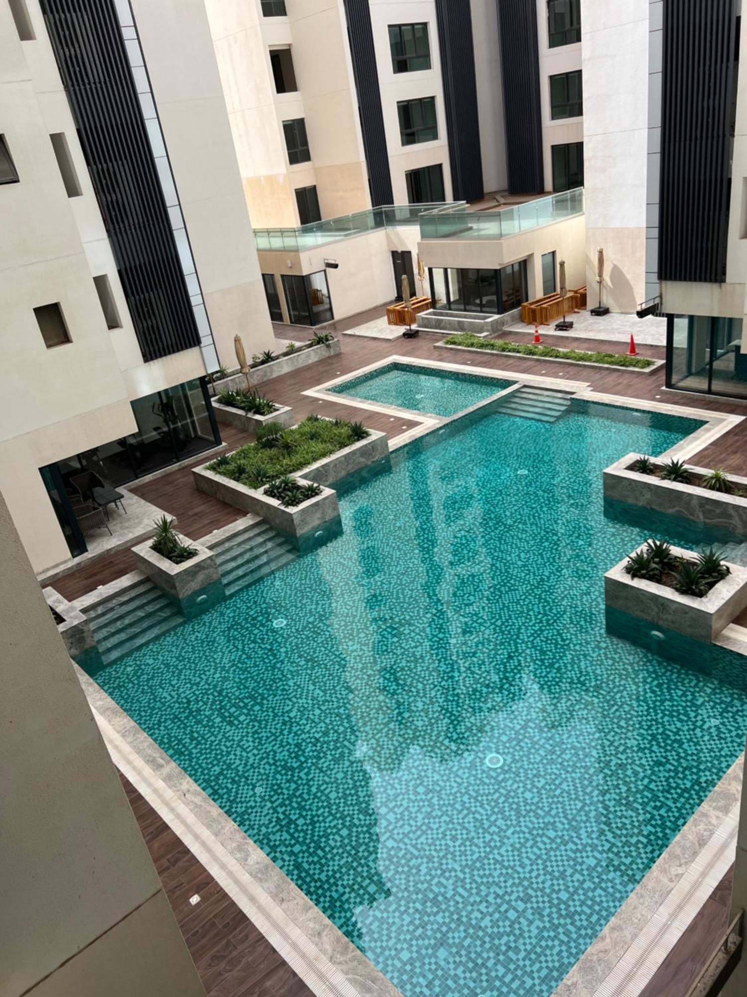 Appartement Avec Piscine, 1 Minutes De Dakar